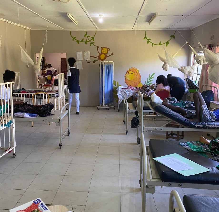 slike anamarija mihovec utrip zambije skozi stetoskop 2g