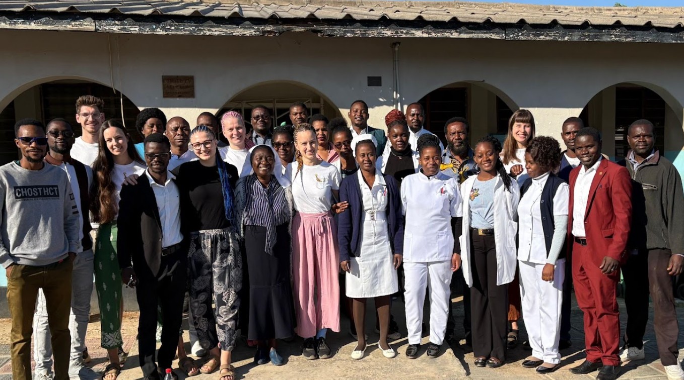 slike anamarija mihovec utrip zambije skozi stetoskop 5ka 42h