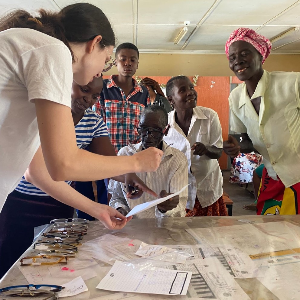 slike anamarija mihovec utrip zambije skozi stetoskop 5ka gaet