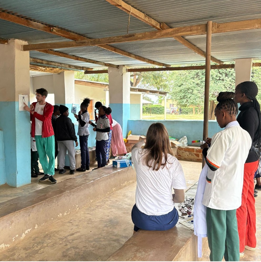 slike anamarija mihovec utrip zambije skozi stetoskop 5ka h4