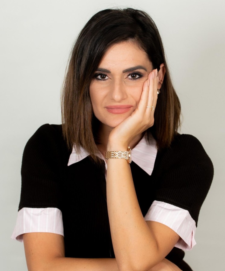 arjeta ajvazi arietta arjeta ajvazi arietta